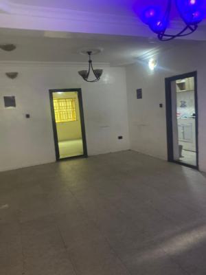 Lovely and Specious 3 Bedroom Flat, Gra Phase 1, Magodo, Lagos, Flat / Apartment for Rent