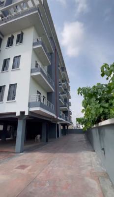 Serviced 3 Bedroom Apartment, 2nd Toll Gate, Lekki, Lagos, Flat / Apartment for Sale