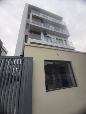 3 Bedrooms, Lekki Phase 1, Lekki, Lagos, Flat / Apartment for Rent