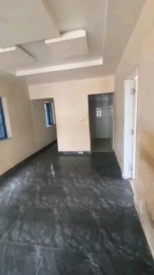 2bedroom Upstairs with Pop. Screeded Wall, Adekunle, Yaba, Lagos, Flat / Apartment for Rent