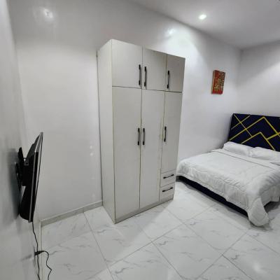 Furnished Studio Apartment in a Shared Apartment, Ivy Homes Estate @ Lekky County Homes, Ikota, Lekki, Lagos, Self Contain (single Rooms) for Rent
