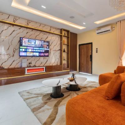 Two Bedroom Apartment, Lekki Phase 1, Lekki, Lagos, Flat / Apartment Short Let