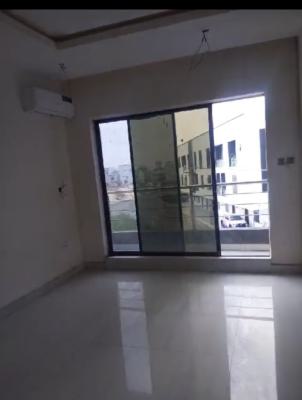 3 Bedroom Apartment in Lekki Phase 1, Lekki Phase 1, Lekki, Lagos, Flat / Apartment for Sale