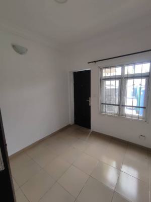 Spacious *bq* at Osapa, Osapa, Lekki, Lagos, Flat / Apartment for Rent