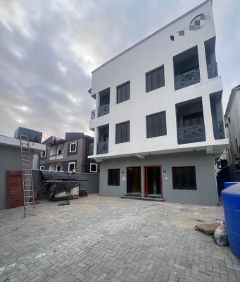a Beautiful Home in a Secured Estate, Osapa, Lekki, Lagos, Flat / Apartment for Rent