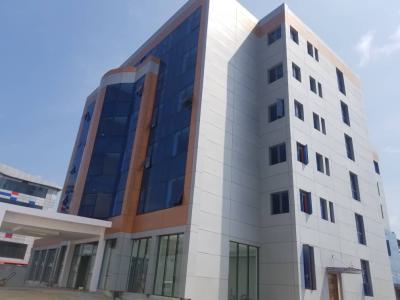 Luxury 75bedroom Operational Hotel, Ologolo, Lekki, Lagos, Hotel / Guest House for Sale