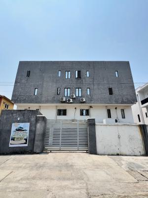 Fully Furnished 3 Bedroom Apartment with Bq in a Secure Estate., Lekki Phase 1, Lekki, Lagos, Flat / Apartment for Sale