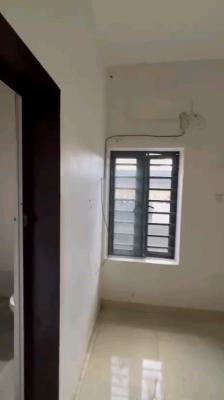 a Relatively New and Standard 2bed, Upstairs with All Rooms En-suite,, Off Pedro Road, Shomolu, Lagos, Flat / Apartment for Rent