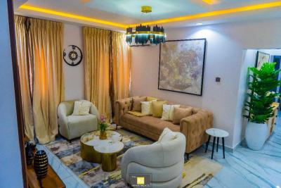 Newly Listed Luxury 2 Bedrooms Apartment, Yaba, Lagos, Flat / Apartment Short Let