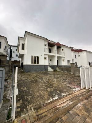 a Good Spacious 3bedroom Semi-detached Duplex + 1bq, Idu-karmo District (after Nizamiyel Hospital) Turkish Hospital., Idu Industrial, Abuja, Semi-detached Duplex for Sale