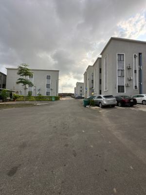 a Brand New Spacious 3bedroom Flat + 1bq, Galadimawa District Abuja, Galadimawa, Abuja, Flat / Apartment for Sale