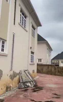 Distress 5bedroom Fully Detached Duplex in Guzape Not in an Estate, Behind H-medix, Guzape District, Abuja, Detached Duplex for Sale