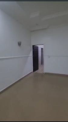 Exquisite 2 Bedroom Bungalow on a Compound., Guzape Main, Guzape District, Abuja, Semi-detached Bungalow for Rent
