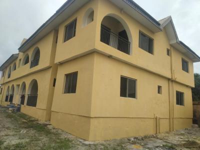 Well Renovated Massively Spacious 3bedroom Apartment Very Affordable, Around Catholic Church Area, Bogije Town, Ibeju Lekki Lagos, Bogije, Ibeju Lekki, Lagos, Flat / Apartment for Rent