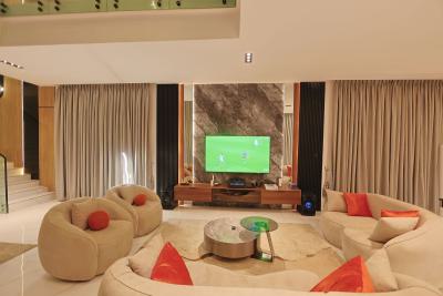 Newly Launched Luxury 5 Bedroom Self Compound with Top Notch Amenities, Chevron, Lekki, Lagos, Flat / Apartment Short Let