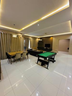 Cozy 3 Bedroom Apartment, Freedom Way, Lekki Phase 1, Lekki, Lagos, Flat / Apartment Short Let
