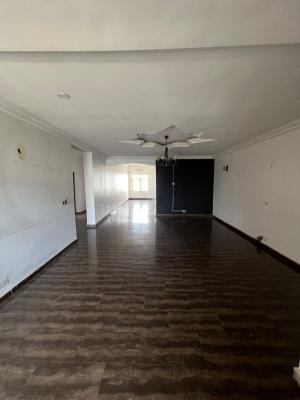 Spacious 3 Bedroom Flat, 2nd Floor, Tarred Rd, Wuye Main, Tarred Rd, Wuye, Abuja, Flat / Apartment for Rent
