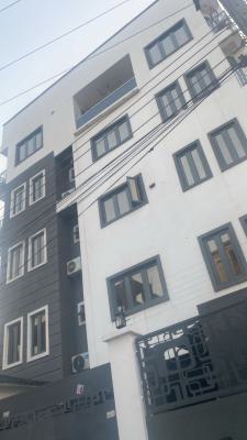 Three Bedrooms Flat Available in a Serene Area, Alagomeji, Yaba, Lagos, Flat / Apartment for Rent