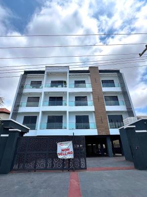 Luxury 2 Bedroom Apartment with Swimming Pool and Elevator, Off Admiralty Way, Lekki Phase 1, Lekki Phase 1, Lekki, Lagos, Flat / Apartment for Sale