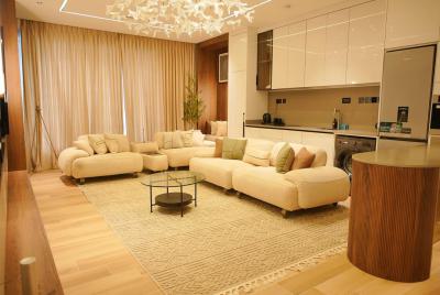 Luxurious Royal 3 Bedroom Furnished and Service Apartment, Wuse 2, Abuja, Flat / Apartment Short Let