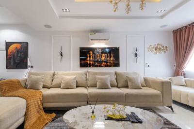 Luxury 4 Bedroom Terrace  Apartment in Lekki 1 Available From Today (p, Lekki Phase 1, Lekki, Lagos, Flat / Apartment Short Let