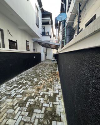 Lovely 5 Bedroom Detached Duplex with Bq, Osapa London, Osapa, Lekki, Lagos, Detached Duplex for Sale