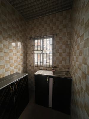 1 Bedroom Mini Flat ( Room and Parlor), Yaba, Lagos, Mini Flat (room and Parlour) for Rent