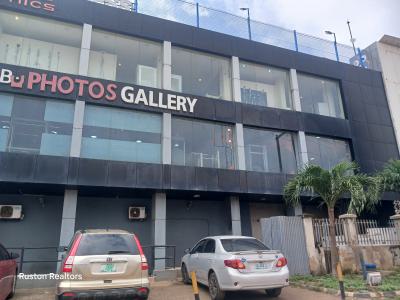 Commercial Property on 2 Floors, Ring Road, Ibadan, Oyo, Plaza / Complex / Mall for Sale