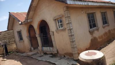 House at Onila Muslim Ibadan, Olopo Street Onila/ayetoro, Ibadan, Oyo, House for Sale