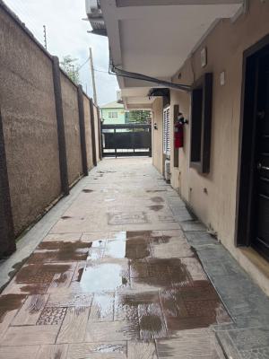 Luxury 2 Bedroom with Visitors Toilet, Adekunle Street, Magodo, Lagos, Flat / Apartment for Rent