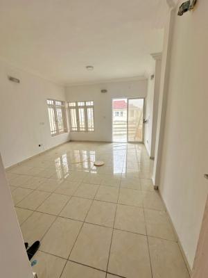 Big Masters Bedroom Shared Apartment Upstairs, Lekki, Lagos, Self Contain (single Rooms) for Rent
