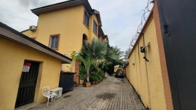 4 Bedroom Terrace with Bq, Lekki Phase 1,lekki Lagos, Lekki Phase 1, Lekki, Lagos, Terraced Duplex for Rent