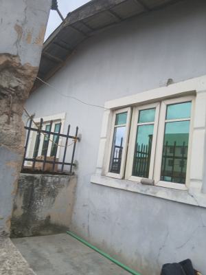 Nice Fine Property, Shomolu, Lagos, Detached Bungalow for Sale