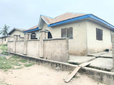 6 Rooms Tenement Building, Alaase Amuloko, Ibadan, Oyo, House for Sale