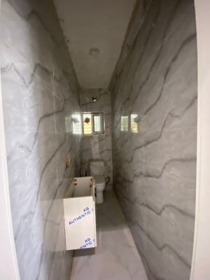 Luxury and Well Maintained 4 Bedroom Apartment, Off Freedom Way, Lekki Phase 1, Lekki, Lagos, Flat / Apartment for Sale
