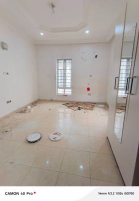 Selfcon with Inner Kitchen in Phase 1, By Maruwa Bus Stop, Lekki Phase 1, Lekki, Lagos, Self Contain (single Rooms) for Rent