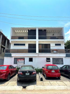 Spacious 5 Bedroom Semi-detached House with Bq., Lekki Phase 1, Lekki, Lagos, Semi-detached Duplex for Sale