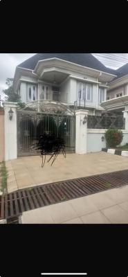 a Well Maintained 5 Bedrooms Fully Detached House, Off Fred Shoboyede Street Magodo Phase 2, Gra Phase 2, Magodo, Lagos, Detached Duplex for Sale