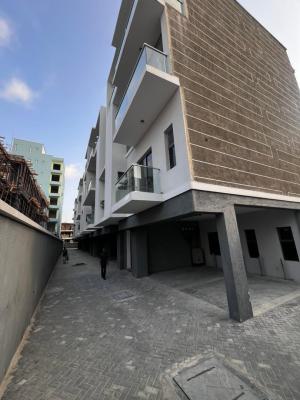 4 Bedroom Penthouse Apartment in a Well Secured Estate, 4 Bedroom Penthouse Apartment in a Well Secured Estate, Lekki Phase 1, Lekki, Lagos, Terraced Duplex for Sale