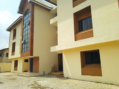 6 Units of 3 Bedroom Flats with Bq, Usuma Street, Maitama District, Abuja, Hotel / Guest House for Rent