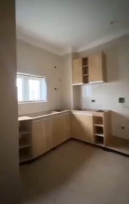 Distressed 3bedroom Flat in Jahi Abuja, Jahi, Abuja, Block of Flats for Sale