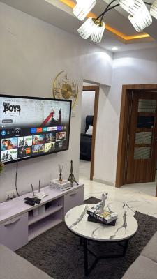 Luxury 2--Bedroom with Starlink Internet and Netflix — Ipaja, Lagos