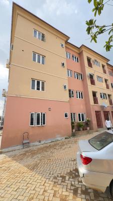 Newly Vacated 3 Bedroom Flat, Jahi, Jahi, Abuja, Flat / Apartment for Rent