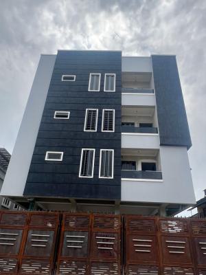 Exquisite 3 Bedroom Apartment in a Top Notch Location, Yaba, Lagos, House for Sale