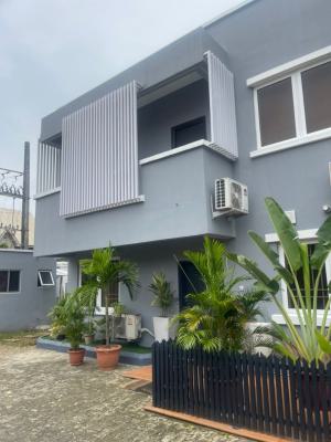 Nicely Built 3 Bedroom Penthouse  with Bq, Ikoyi Lagos, Ikoyi, Lagos, Block of Flats for Sale