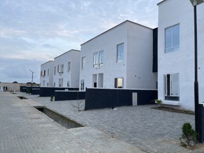 Luxury 3 Bedroom Semi - Detached with Excellent Facilities, Capital Loft Estate, Eleko, Ibeju Lekki, Lagos, Semi-detached Duplex for Sale