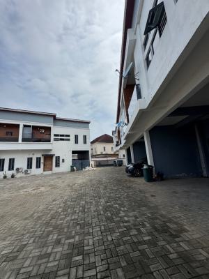 Spacious Room and Parlor with Full Access Kitchen Insidesecure Estate, Orchid Road Lekki, Lekki, Lagos, Mini Flat (room and Parlour) for Rent