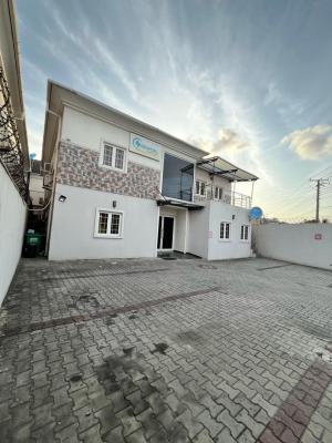 Beautiful 4 Bedroom Detached with Bq, Lekki Phase 1, Lekki, Lagos, Block of Flats for Sale