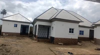 Eleven (11) Units of Selfcontained Apartment, Nwaniba Road By Lucky, Uyo, Akwa Ibom, Block of Flats for Sale