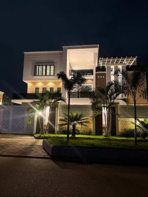 Contemporary 8 Bedroom Serviced Mansion,bq,foyer,elevator,penthouse,, Wuse 2, Abuja, Detached Duplex for Sale